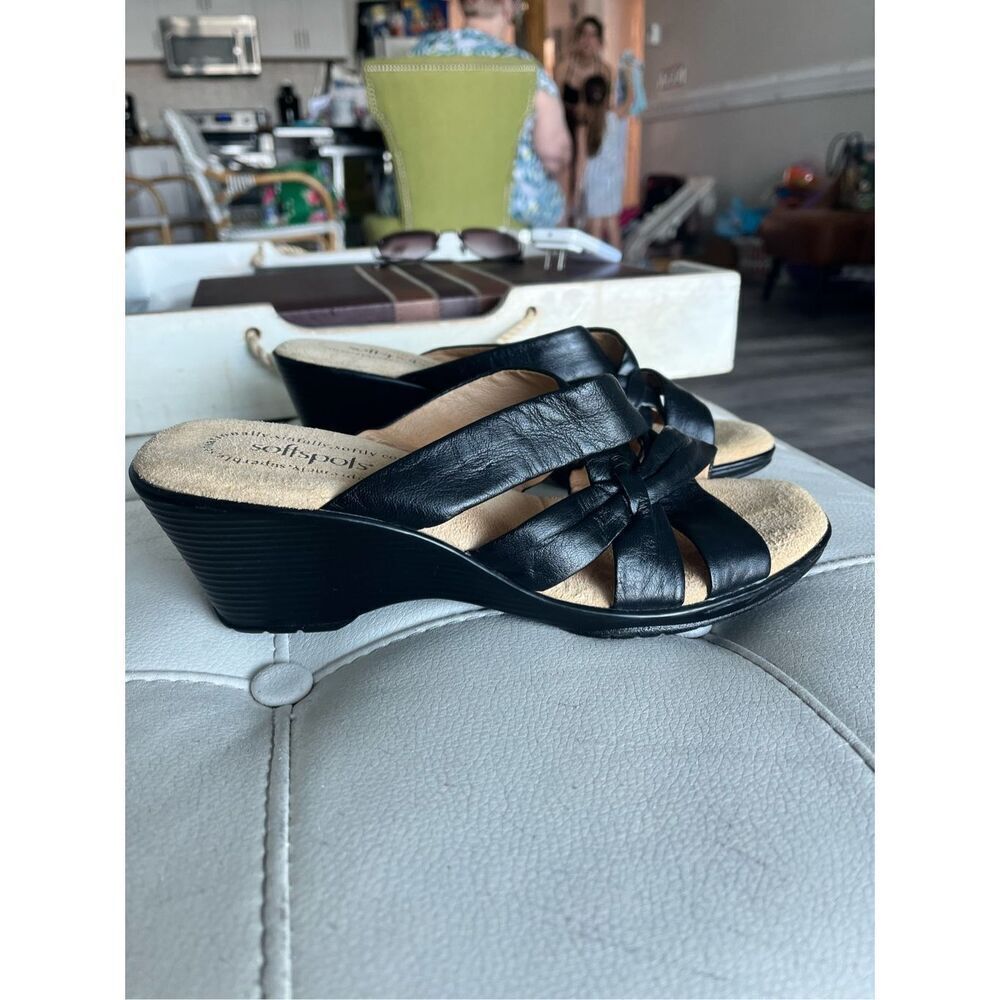 Softspots Black Leather Low Wedge Slides Sandals Shoes sz 8-1/2W NWOT
